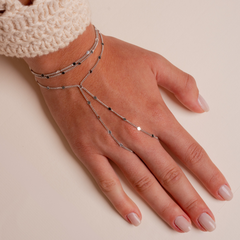 Handchain Lola