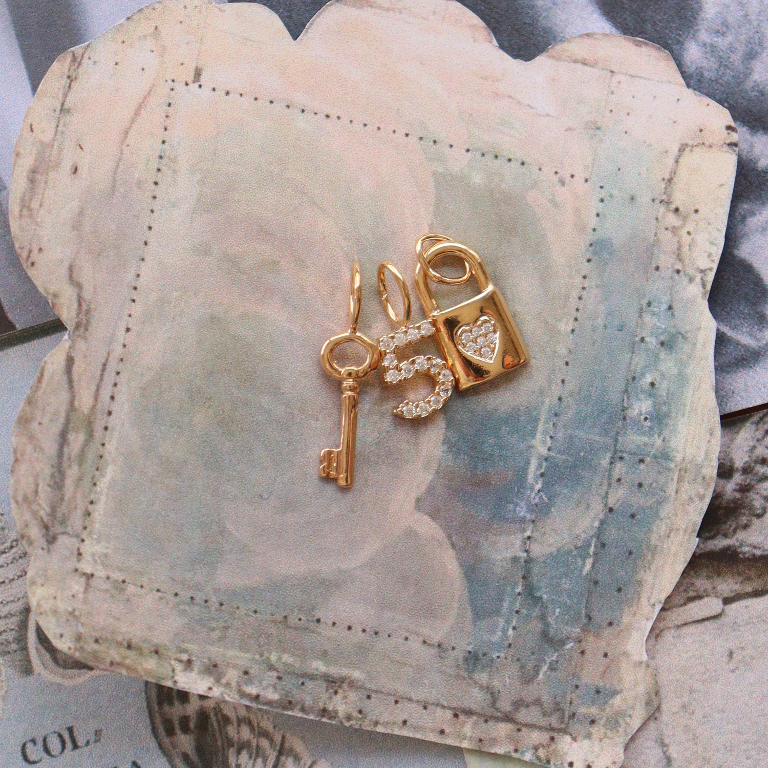Charm Cadeado