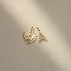 Mix Charm Inicial + Charm Coração