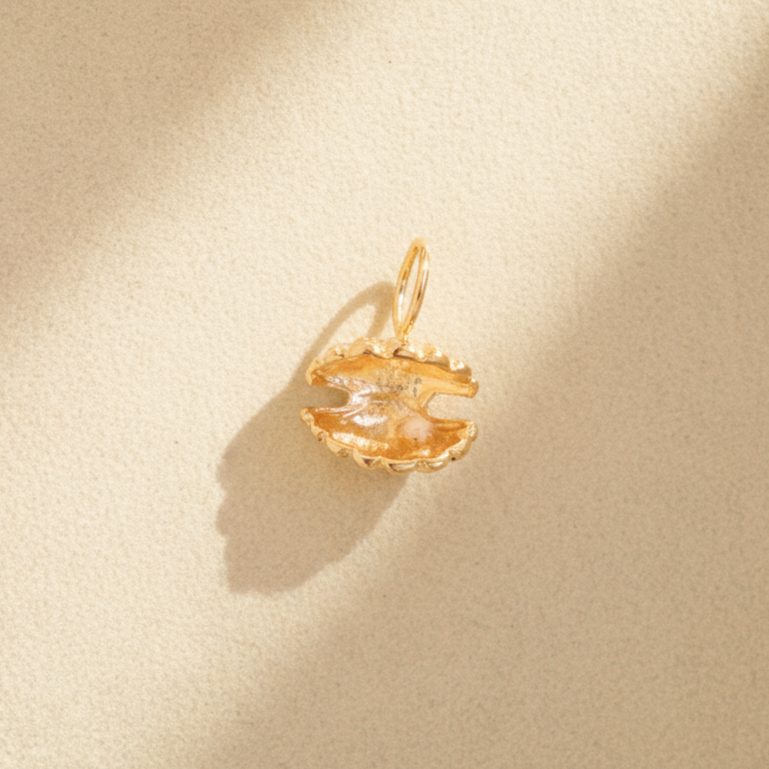 Charm Concha Aberta