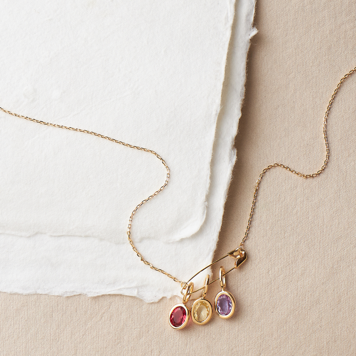 Charm Birthstone Julho Rubelita
