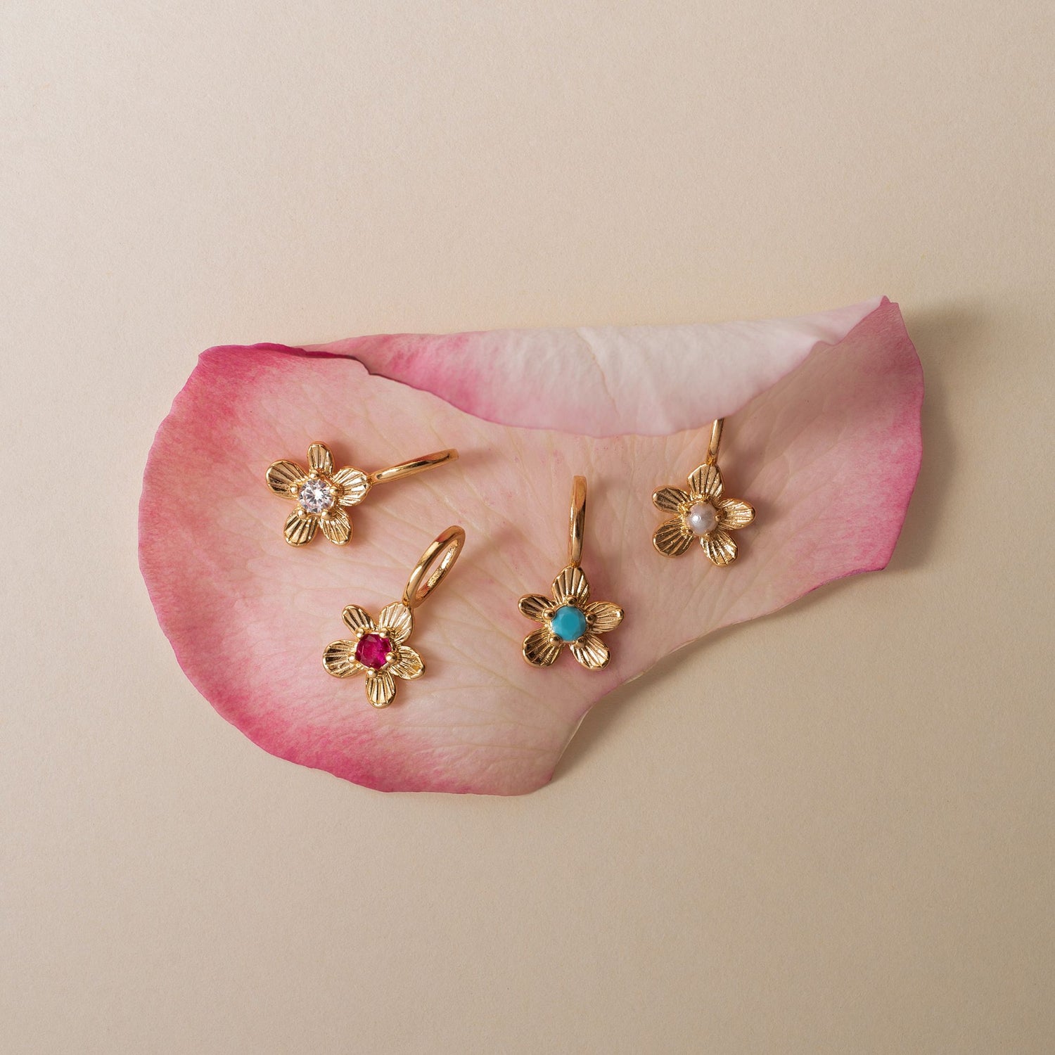 Charm Pearl Flower