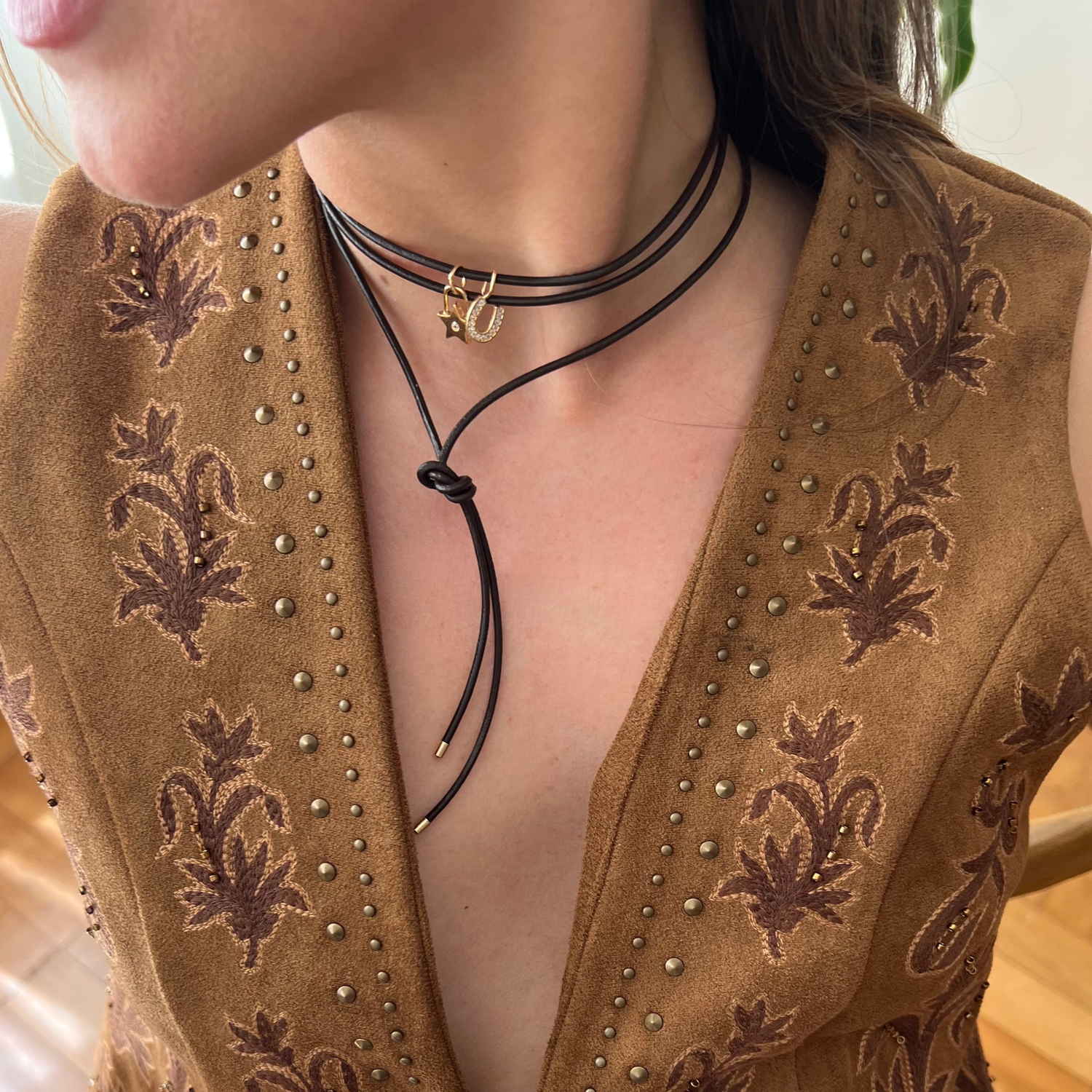Choker Couro Marrom