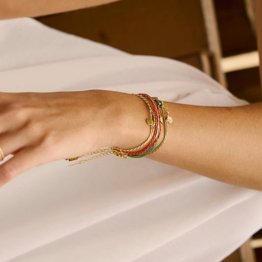 Pulseira Milagres ⁠⁠Off-White