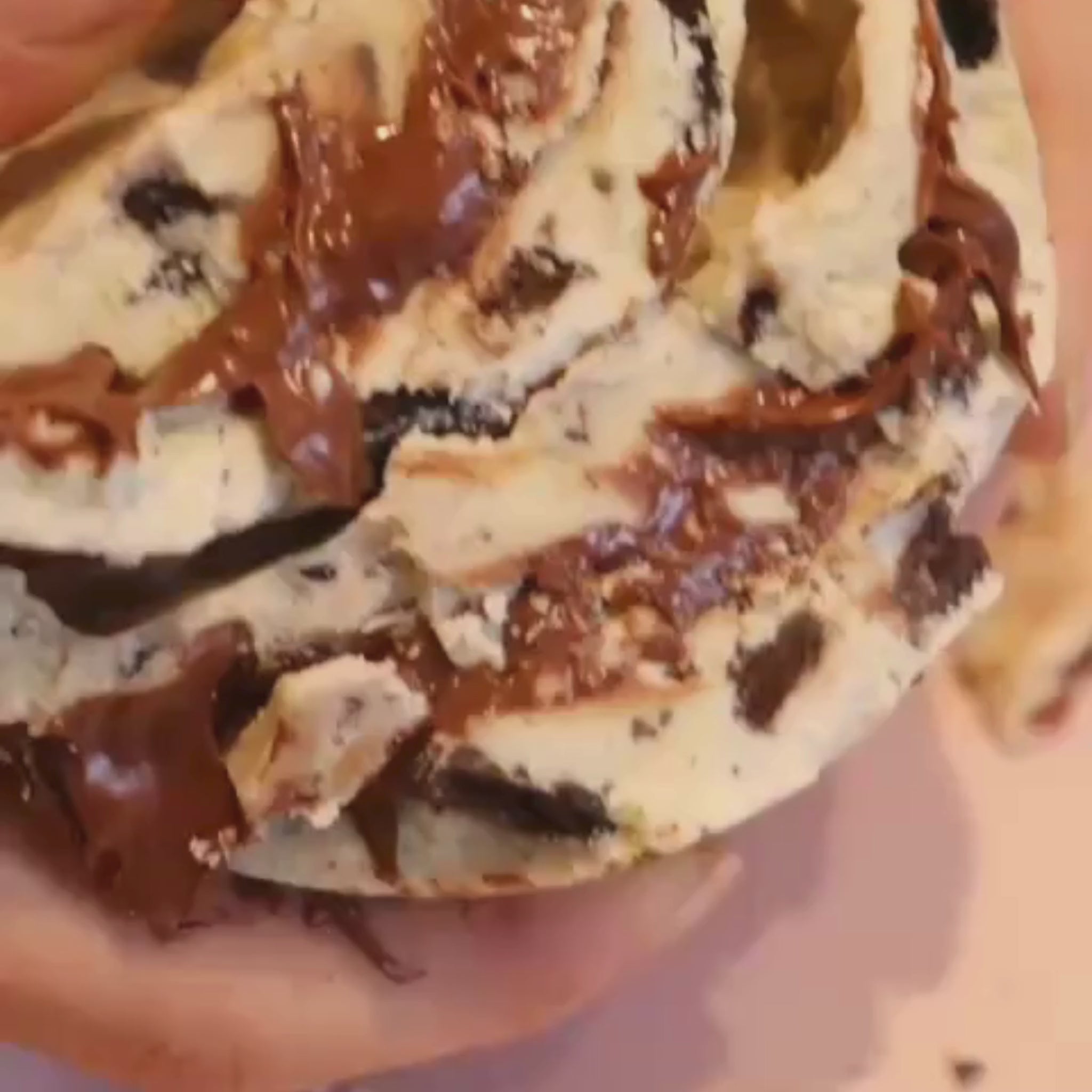 Ovo de Páscoa Surpresa GUYA + Brigadayros